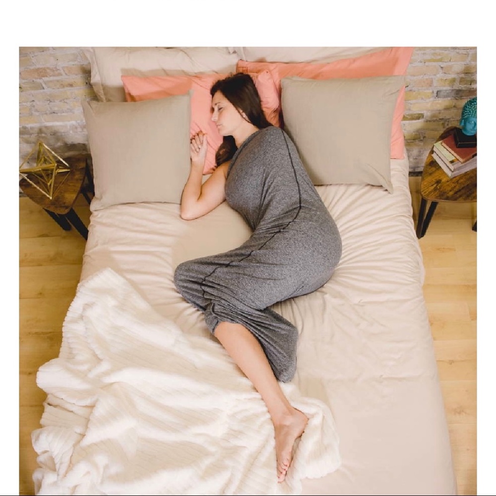 The original Hug Sleep pod in great condition!
